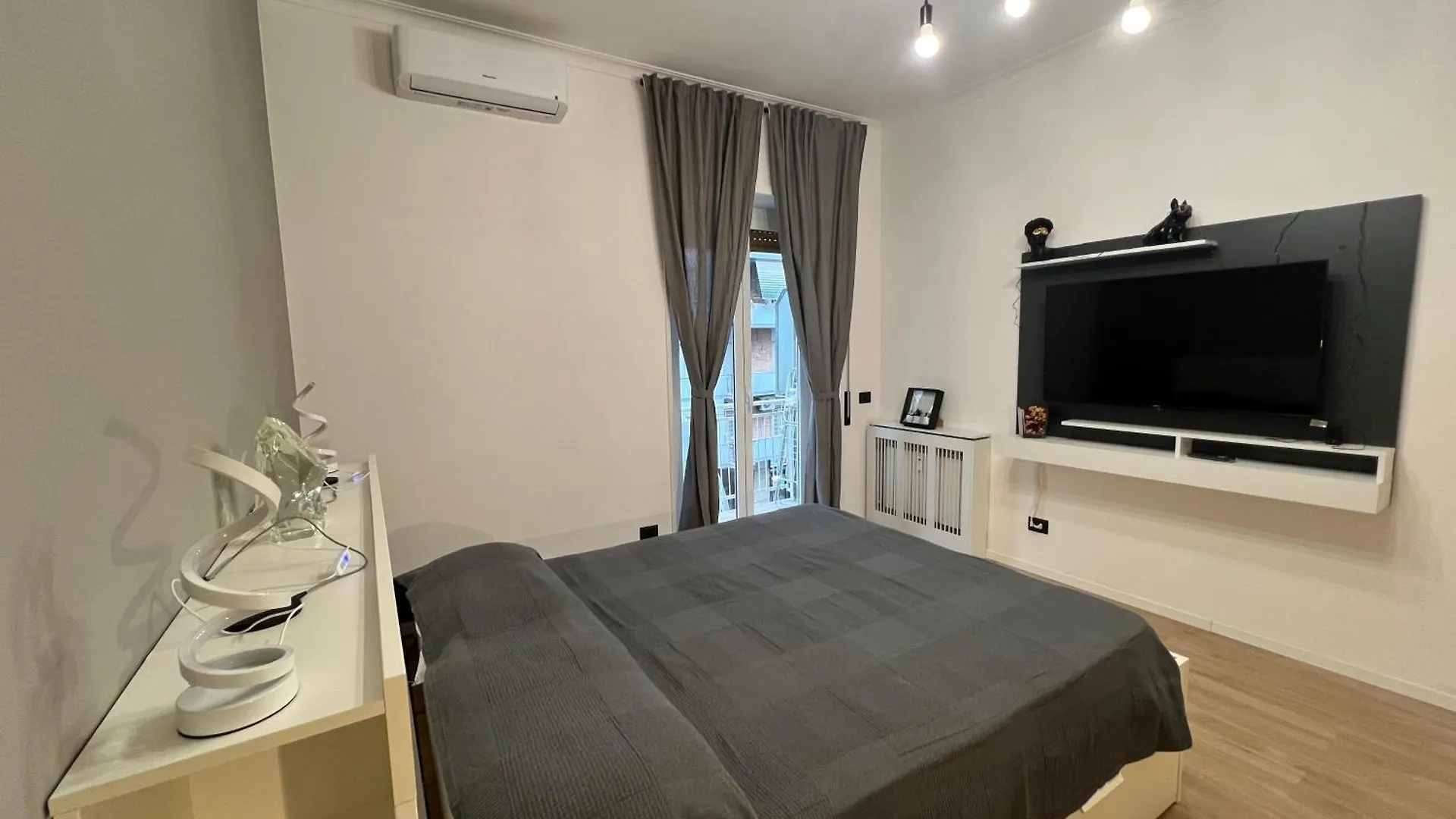 Roiti House Holiday - Roma Da Vivere Řím